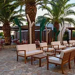Garden Hotel