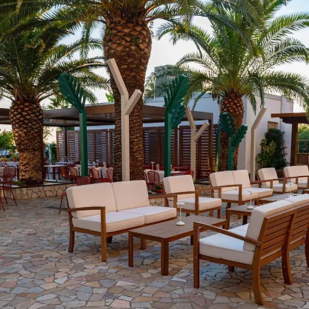 Garden Hotel