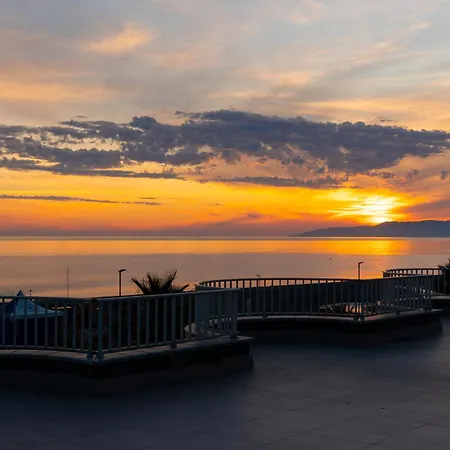 格调酒店 3* 普拉亚·阿马勒