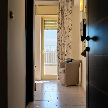 Garden Ξενοδοχείο 3*